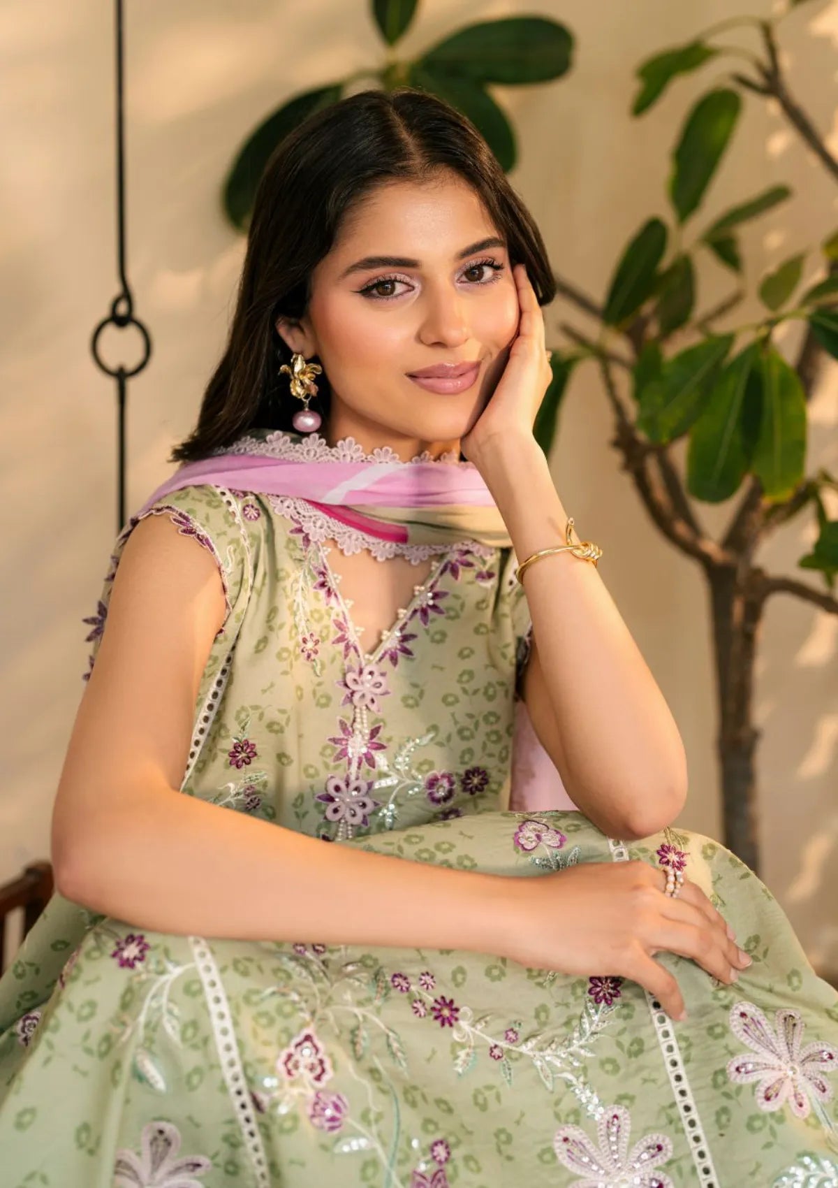 mohsin-saeed-fabrics-luxury-fashion-collection-daily-wear-wedding-and-formal-in-budget-This-product-is-from-roheenaz-aashiyana-luxury-lawn25-rnz-03b-amara-is-available-on-Mohsin-saeed-fabrics-website.