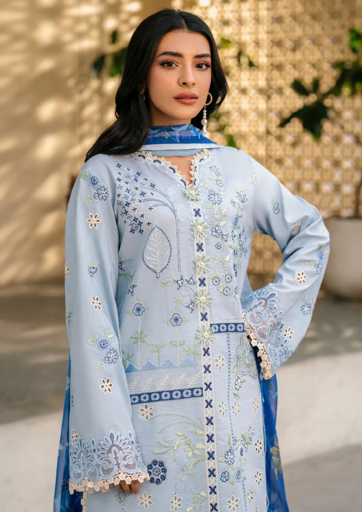 mohsin-saeed-fabrics-luxury-fashion-collection-daily-wear-wedding-and-formal-in-budget-This-product-is-from-roheenaz-aashiyana-luxury-lawn25-rnz-07b-mahnoor-is-available-on-Mohsin-saeed-fabrics-website.