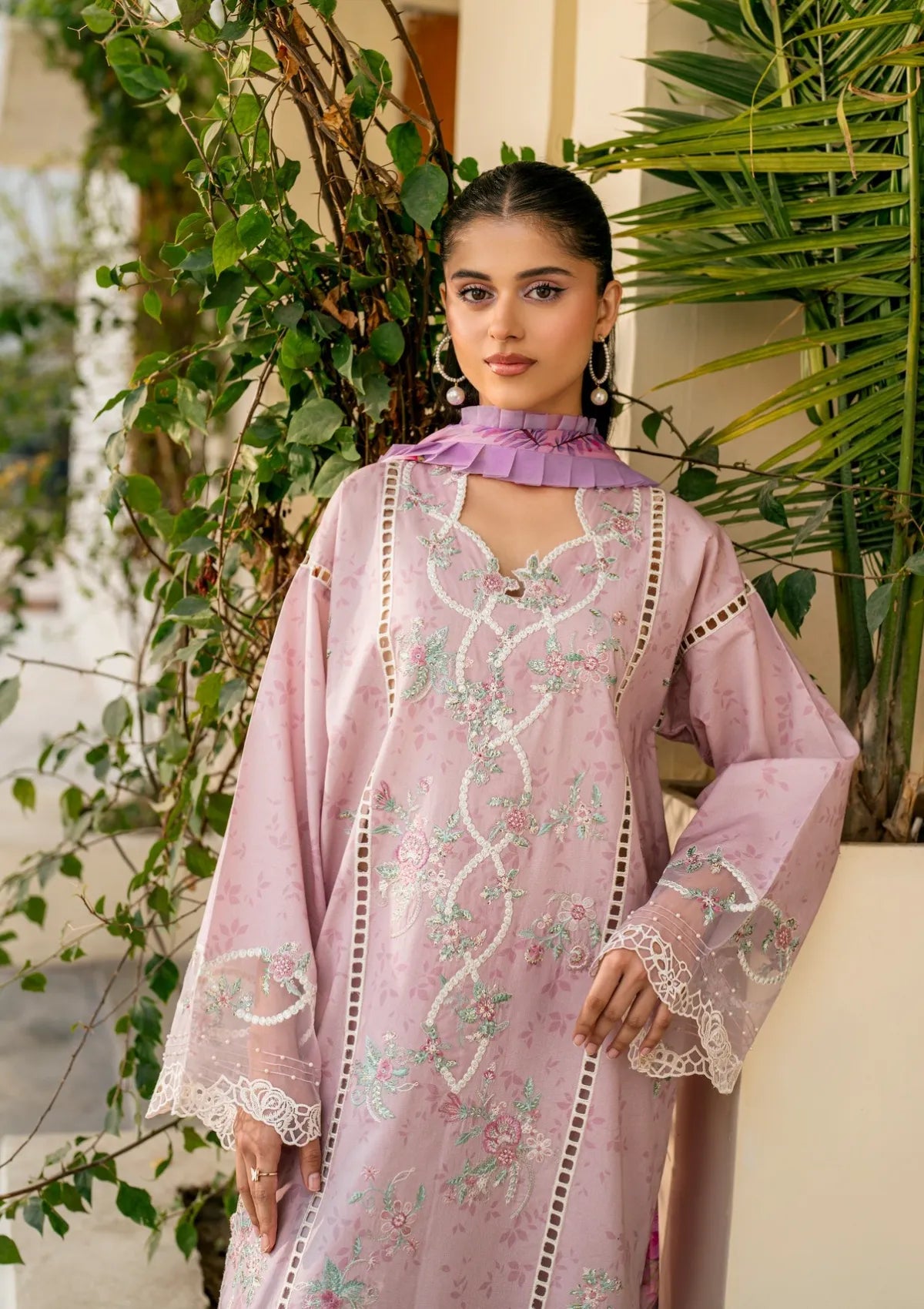mohsin-saeed-fabrics-luxury-fashion-collection-daily-wear-wedding-and-formal-in-budget-This-product-is-from-roheenaz-aashiyana-luxury-lawn25-rnz-04a-ameema-is-available-on-Mohsin-saeed-fabrics-website.