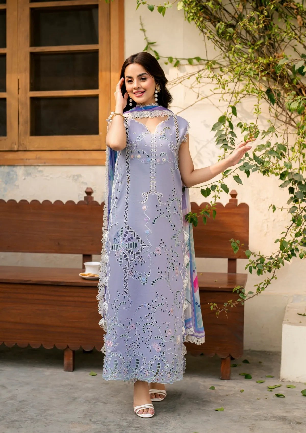 mohsin-saeed-fabrics-luxury-fashion-collection-daily-wear-wedding-and-formal-in-budget-This-product-is-from-roheenaz-aashiyana-luxury-lawn25-rnz-08a-komal-is-available-on-Mohsin-saeed-fabrics-website.