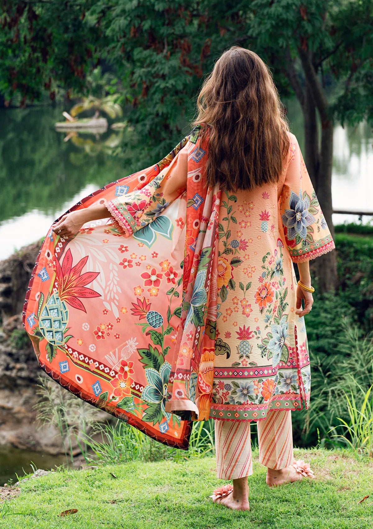 mohsin-saeed-fabrics-affordable-luxury-outfits-for-daily-formal-and-wedding-wear-This-product-is-from-roheenaz-garden-veil-printed-lawn25-d-04a-petal-giaze-is-available-on-Mohsin-saeed-fabrics-website.