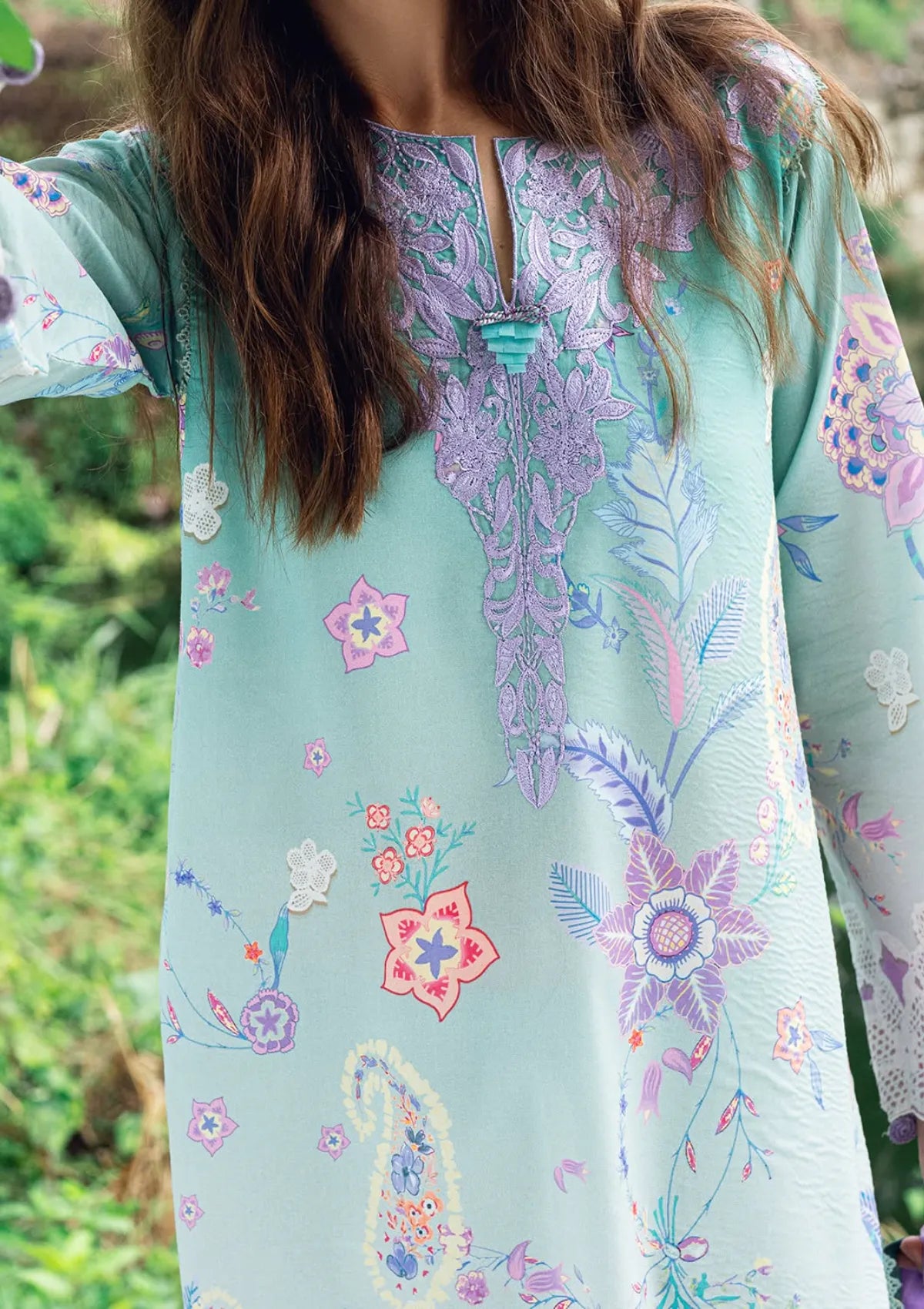 mohsin-saeed-fabrics-affordable-luxury-outfits-for-daily-formal-and-wedding-wear-This-product-is-from-roheenaz-garden-veil-printed-lawn25-d-02a-jazmine-haze-is-available-on-Mohsin-saeed-fabrics-website.