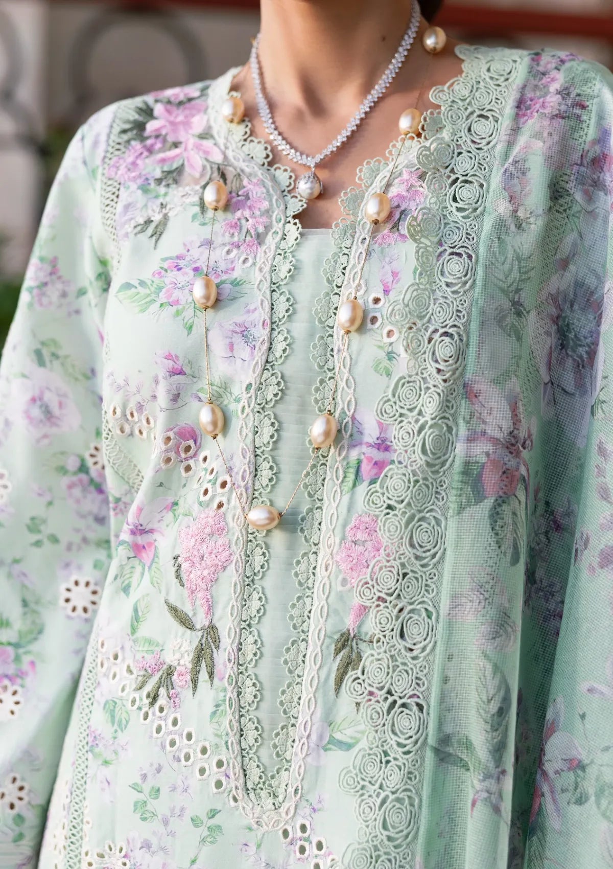 mohsin-saeed-fabrics-is-selling-online-and-in stores-Luxury-daily-wear-wedding-wear-formal-wear-in-budgeted-price-This-product-is-from-saira-shakira-bloom-lawn25-lilac-is-available-on-Mohsin-saeed-fabrics-website.