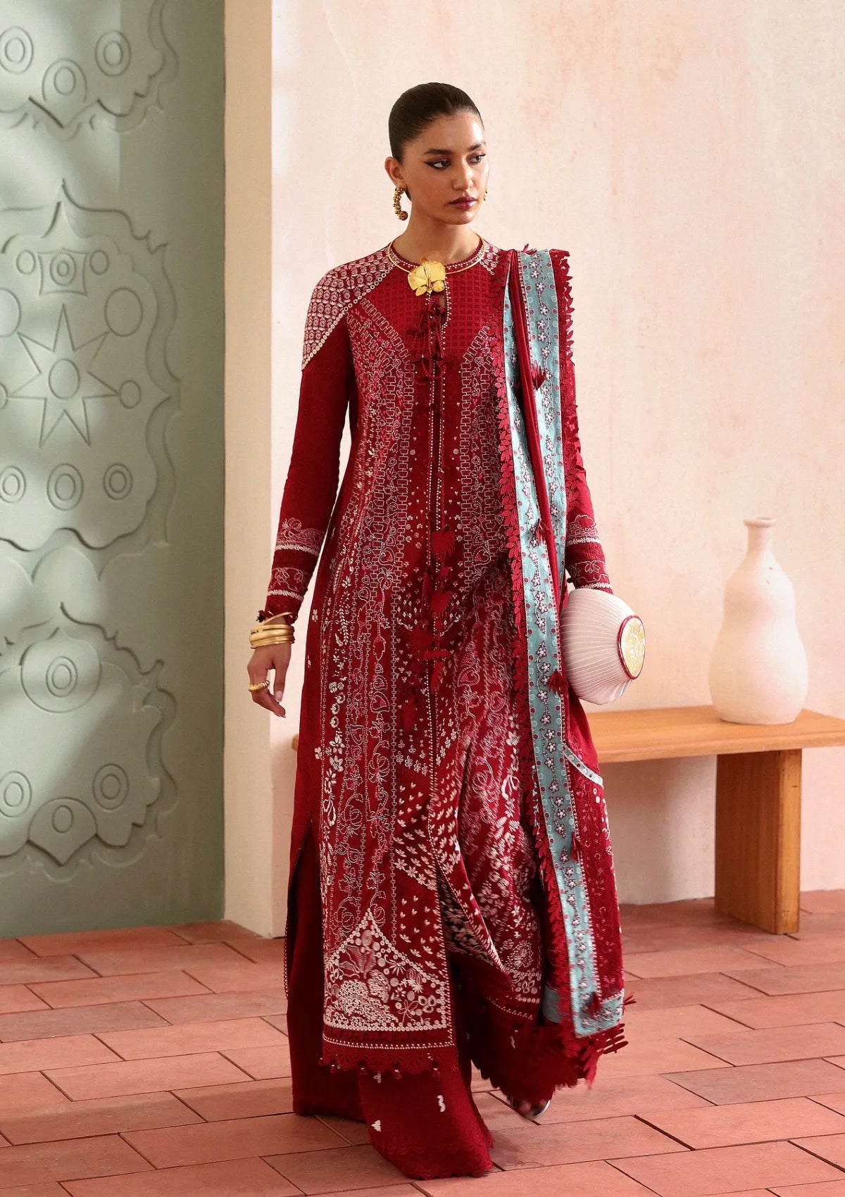 mohsin-saeed-fabrics-is-selling-online-and-in stores-Luxury-daily-wear-wedding-wear-formal-wear-in-budgeted-price-This-product-is-from-suffuse-eid-lawn25-ineesa-is-available-on-Mohsin-saeed-fabrics-website.