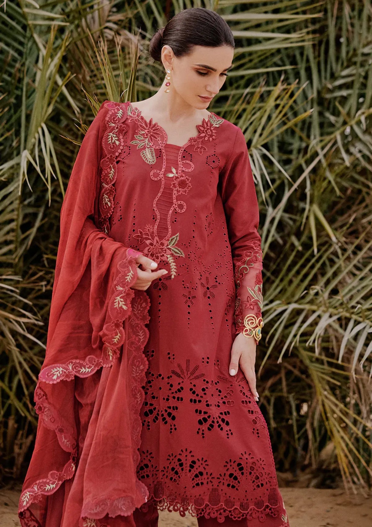 Saira Rizwan Luxury Lawn'26 SRL-06 RAYLI
