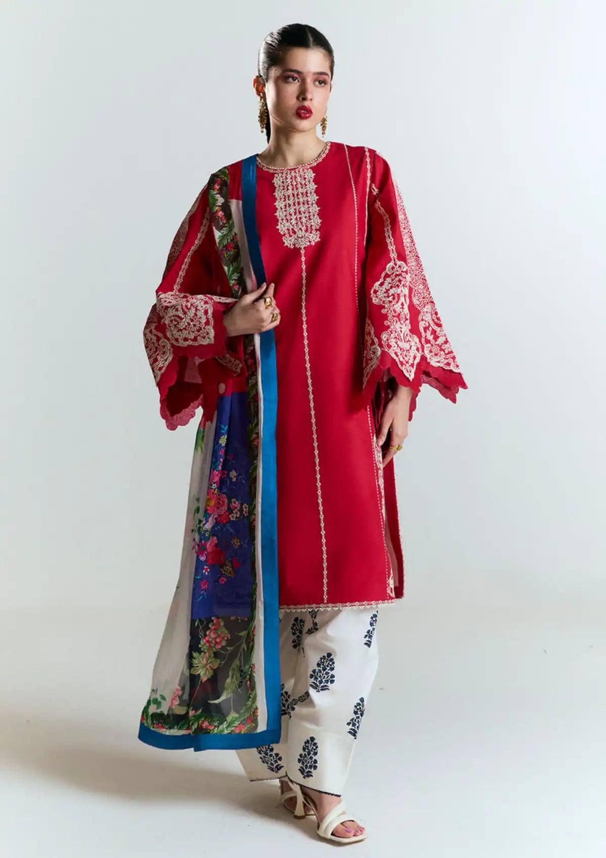 mohsin-saeed-fabrics-designer-daily-wear-formal-and-wedding-suits-within-budget-This-product-is-from-jugnu-by-hussain-rehar-summer-lawn25-d-09-ahiti-is-available-on-Mohsin-saeed-fabrics-website.