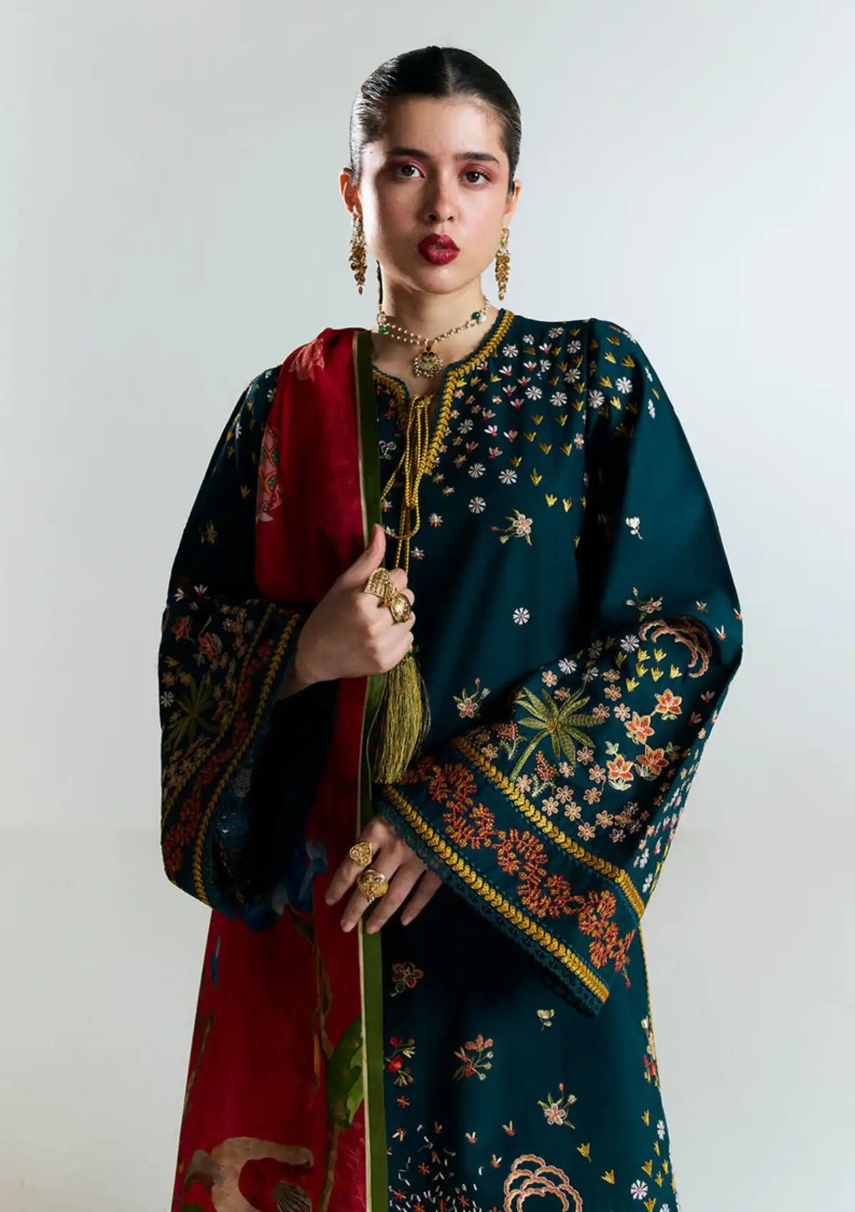mohsin-saeed-fabrics-designer-daily-wear-formal-and-wedding-suits-within-budget-This-product-is-from-jugnu-by-hussain-rehar-summer-lawn25-d-08-anara-is-available-on-Mohsin-saeed-fabrics-website.