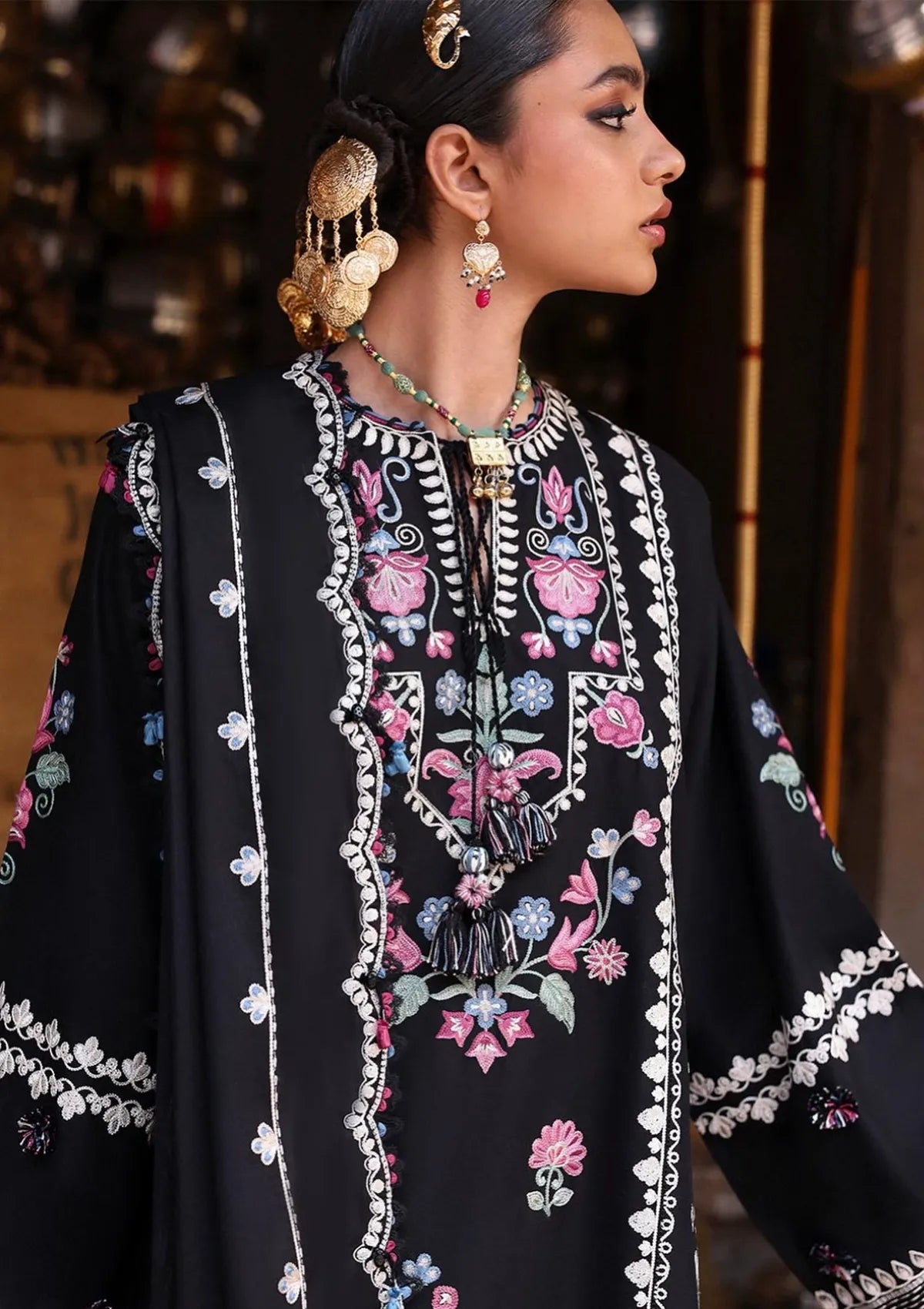 mohsin-saeed-fabrics-affordable-luxury-outfits-for-daily-formal-and-wedding-wear-This-product-is-from-zaha-festive-lawn25-d-06-is-available-on-Mohsin-saeed-fabrics-website.