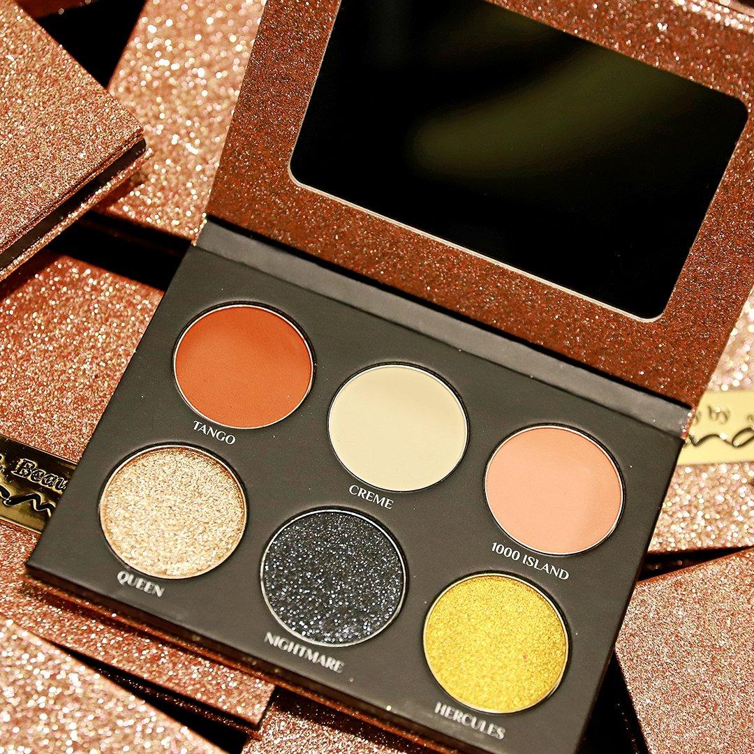The Holiday Eyeshadow Palettes - Mohsin Saeed Fabrics