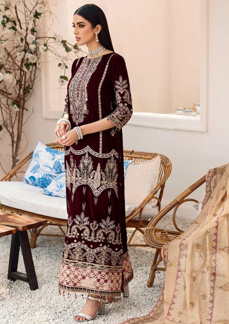Emaan Adeel Makhmal'22 MK-304 is available at Mohsin Saeed Fabrics. ✓ shop all the top women clothing brands in pakistan ✓ Best Price and Offers ✓ Free Shipping ✓ Cash on Delivery ✓ latest formal & Wedding Collections 