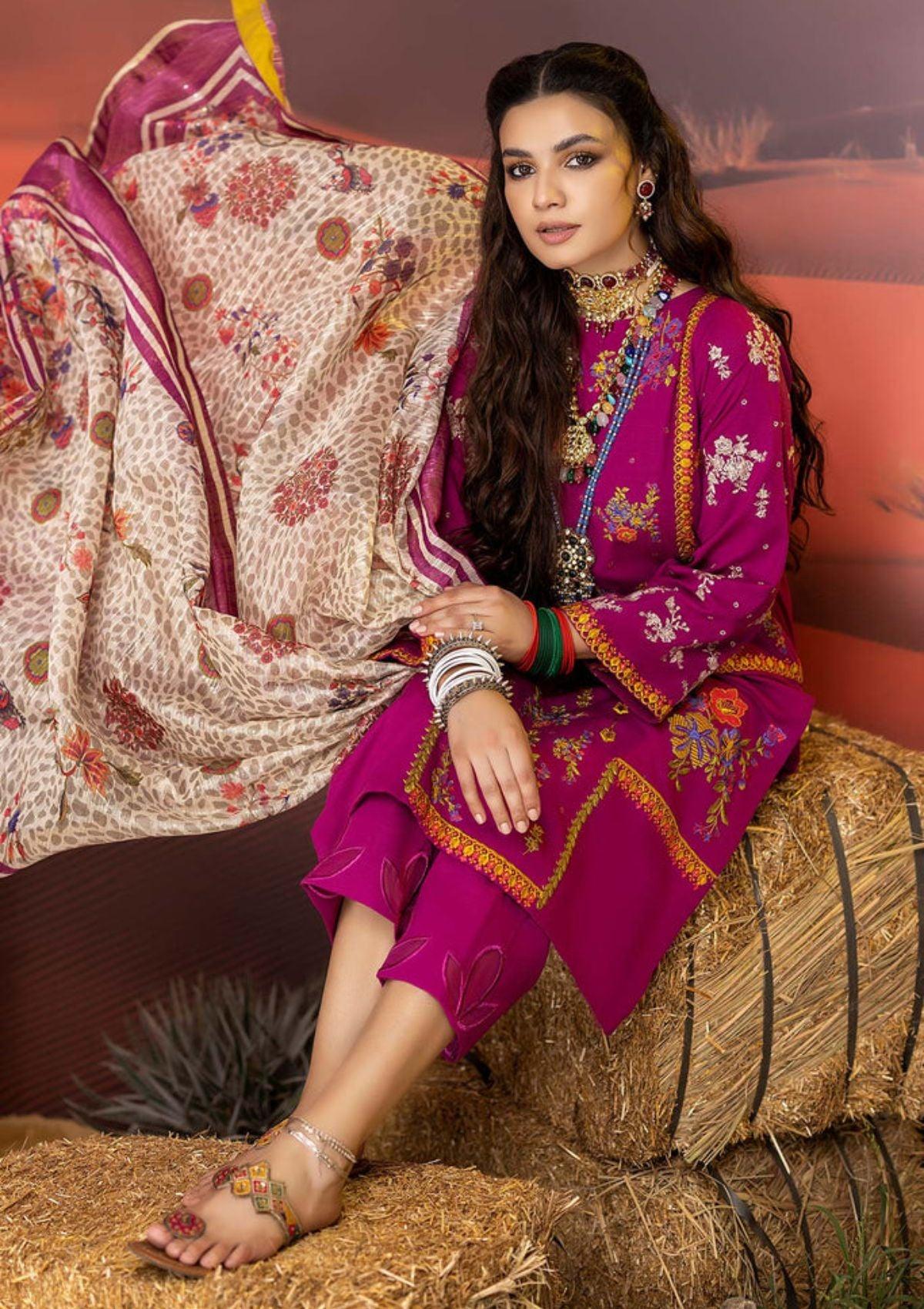 Mohsin-Saeed-Fabrics-is-selling-all-trendy-and-beautiful-dresses