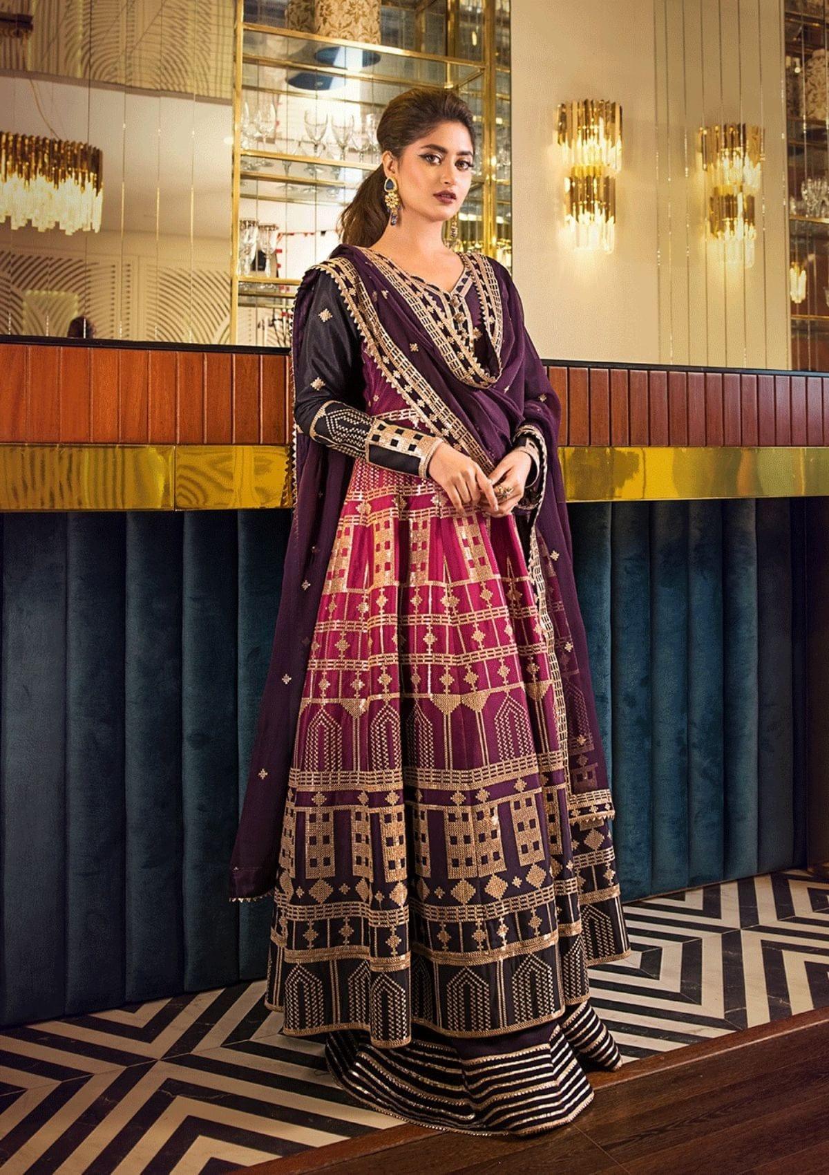 Asim Jofa Jaan-e-Ada Sajal Edit'22 AJSE-11 is available at Mohsin Saeed Fabrics free shipping available worldwide. Shop All the top women clothing brands online such as Freesia, Maria b, Zara Shahjahan, Asim Jofa, Zaha, Elan, Crimson, Sobia Nazir, Maryam n Maria, Hussain Rehar and Marjjan