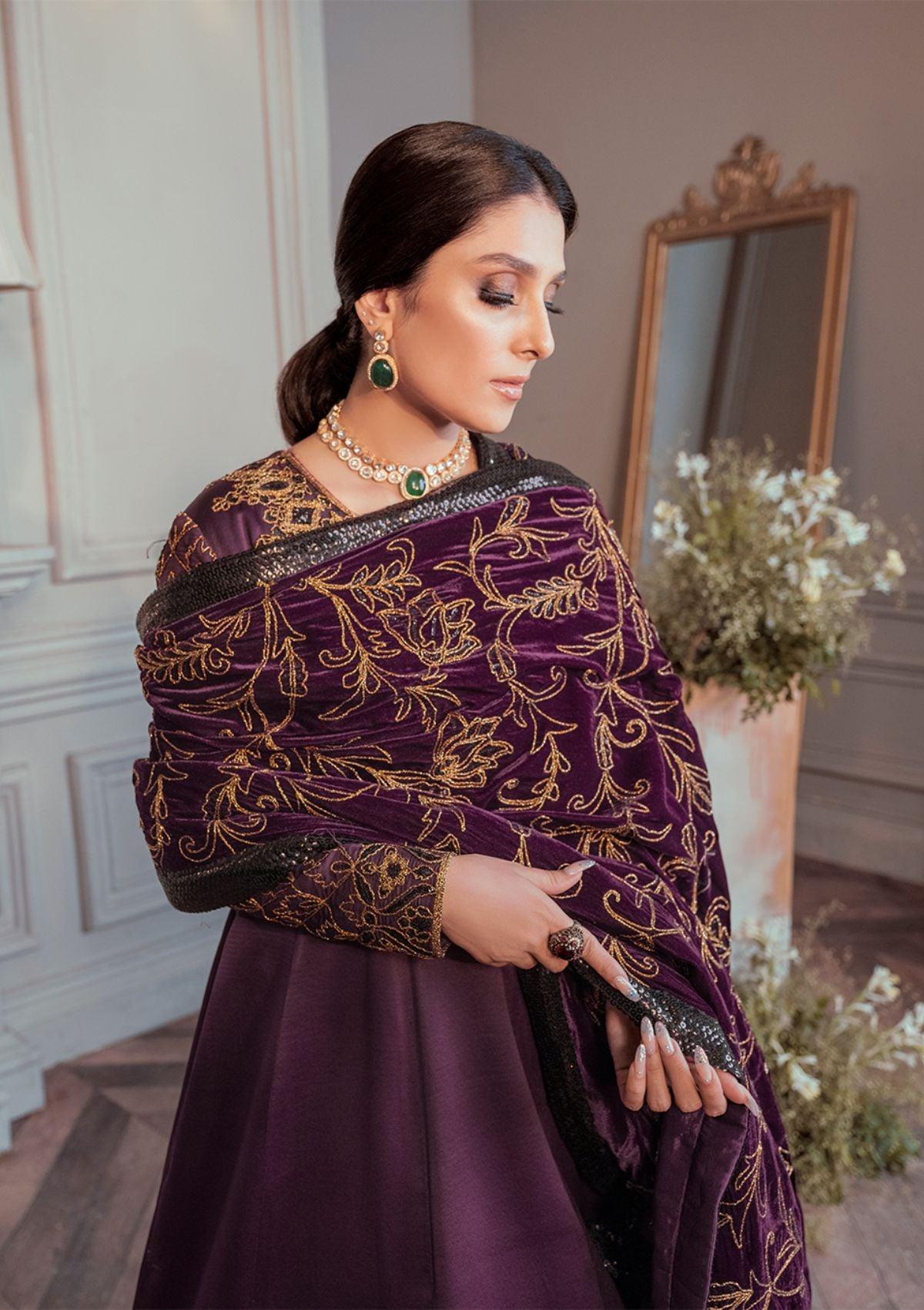 Asim-Jofa-is-leading-brand-which-is-Dealing-with-all-the-ranges-Mohsin-Saeed-Fabrics-is-emerging-trader-in-market-for-online-shopping-which-deals-bridal-dresses-couture,-lawn-and-winter-ranges
