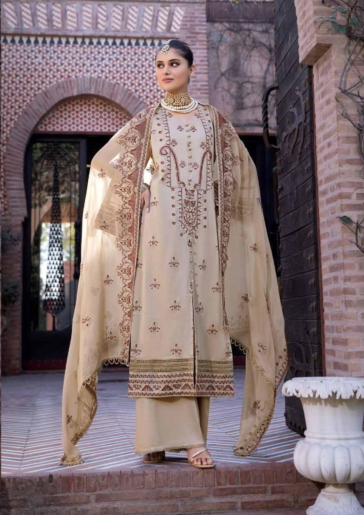 Wania Tabeer Emb Lawn V-01'23 WL-166 - Mohsin Saeed Fabrics