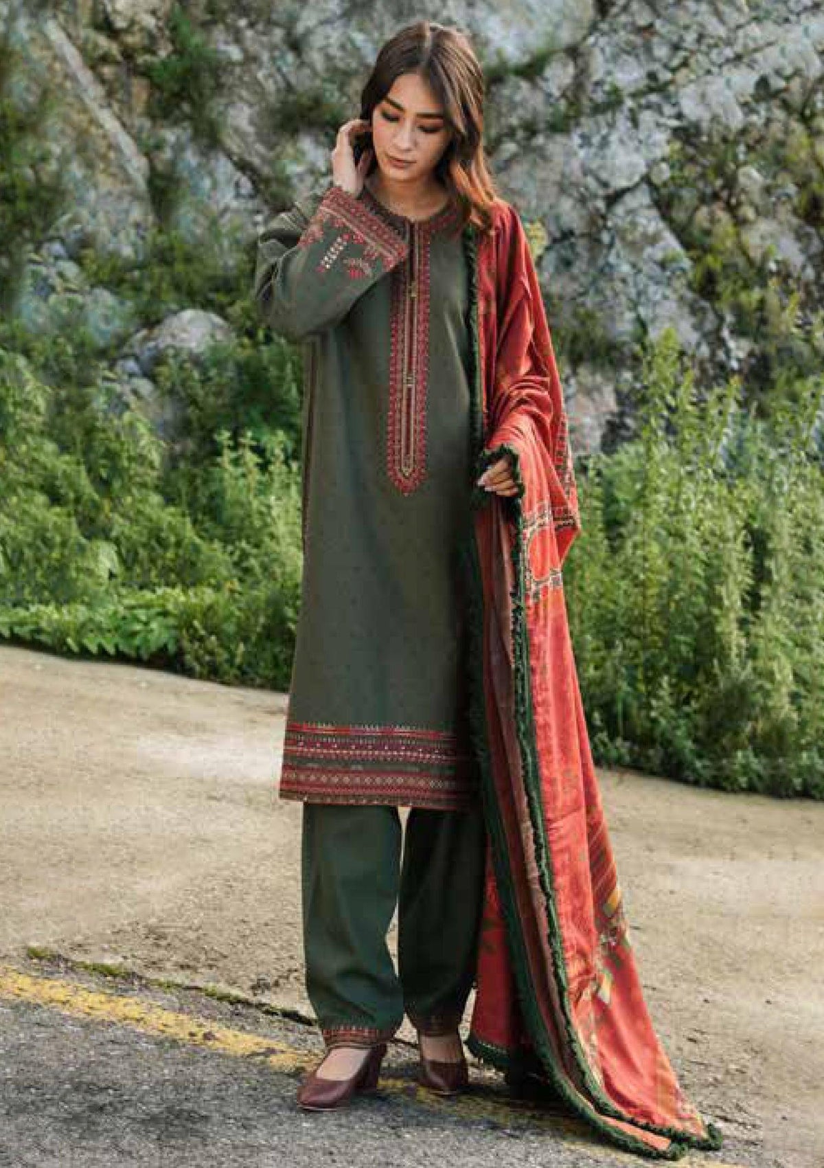 Zara-Shahjahan's-Coco-winter-Embroidered-&-Printed-Dress-is-available-at-Mohsin-Saeed-Fabrics-Online-Shopping--