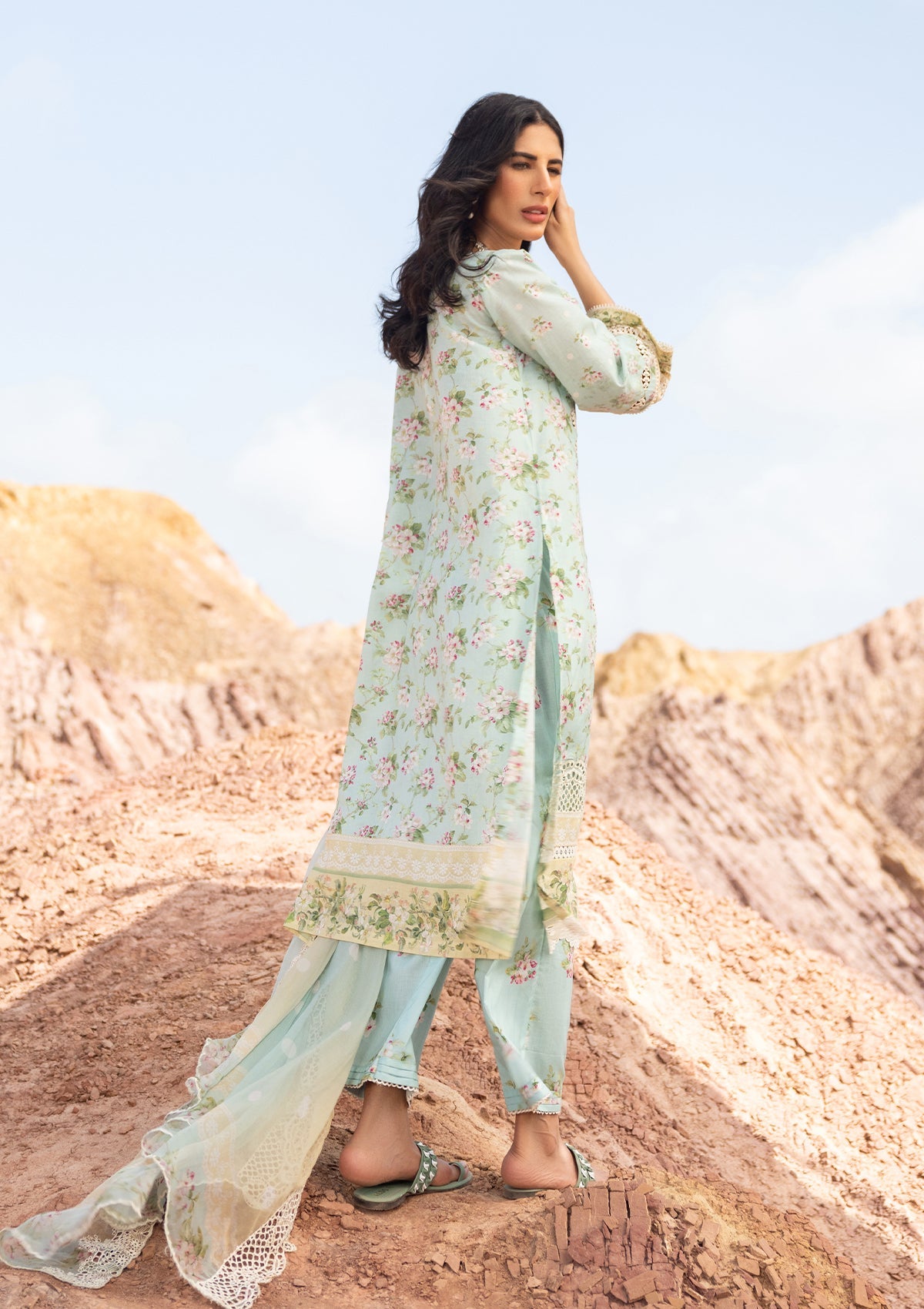 Elaf Signature Lawn'23 ESC-01B BREEZE - Mohsin Saeed Fabrics