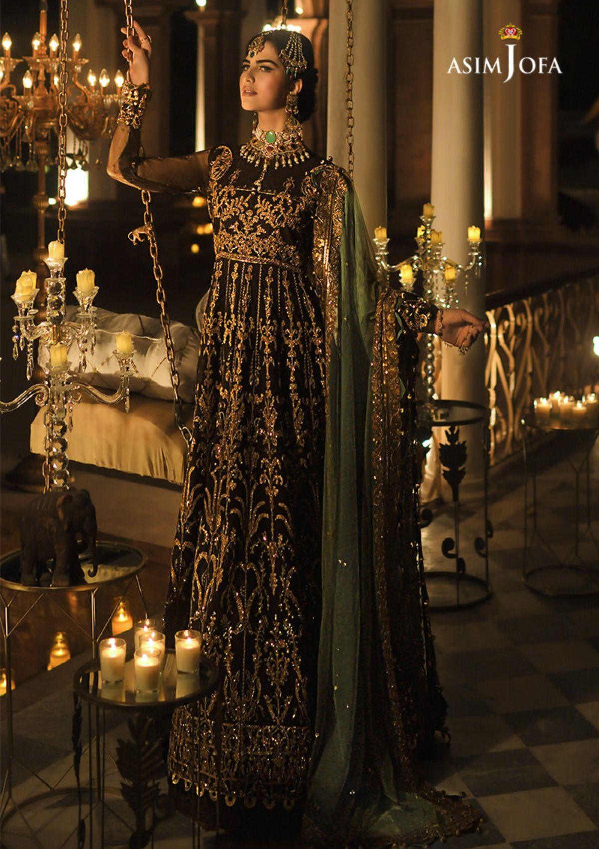 Asim-Jofa-is-leading-brand-which-is-Dealing-with-all-the-ranges-Mohsin-Saeed-Fabrics-is-emerging-trader-in-market-for-online-shopping-which-deals-bridal-dresses-couture,-lawn-and-winter-ranges