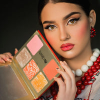LUCID BLUSH & HIGHLIGHTER PALETTE - Mohsin Saeed Fabrics