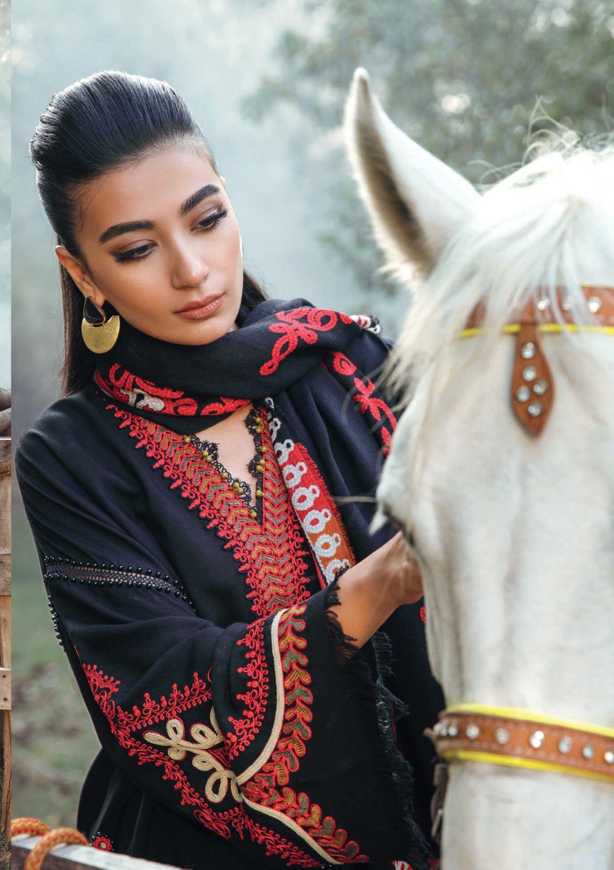 Maria b MPrints Winter Shawl'22 -is-available-at-Mohsin-Saeed-Fabrics-Online-Shopping--