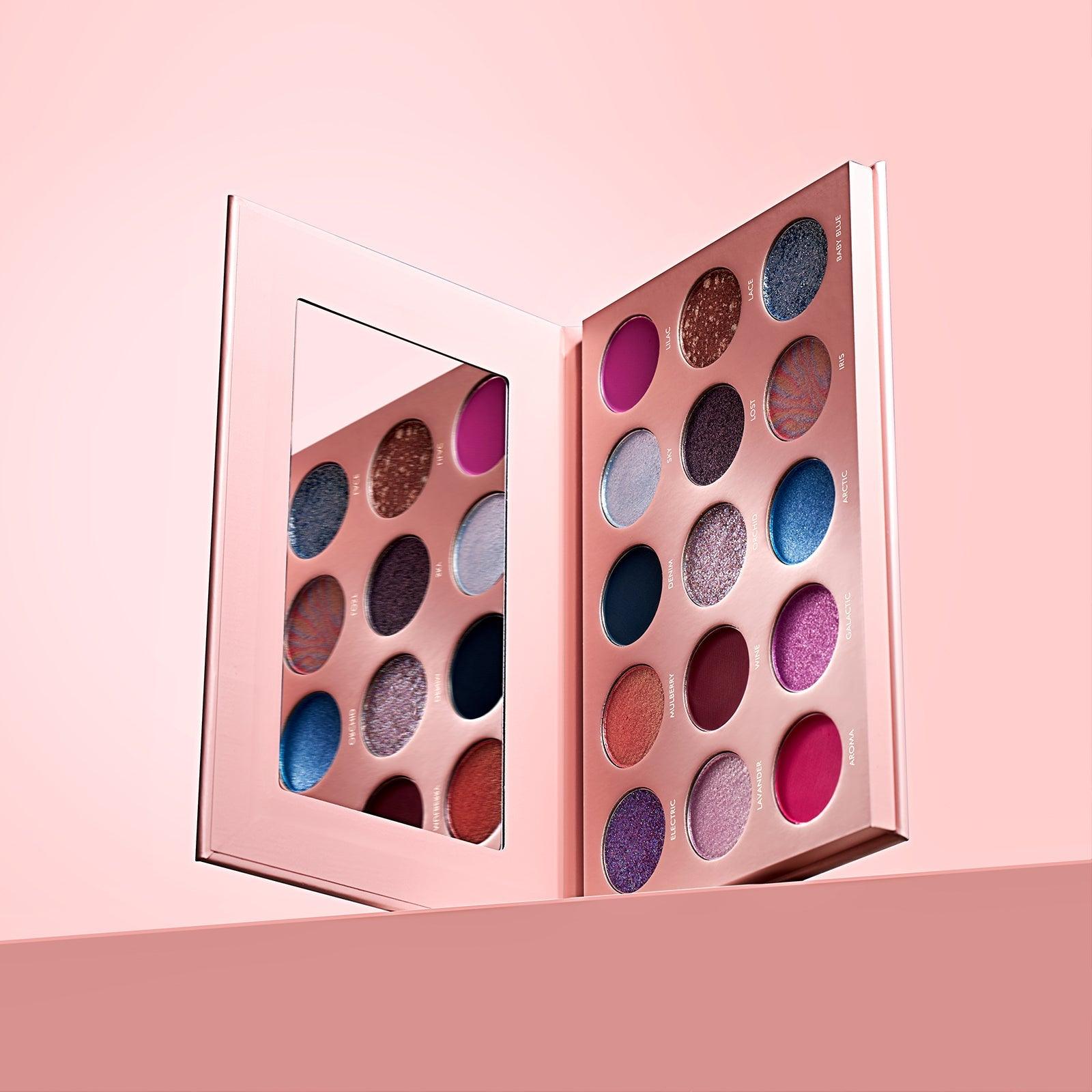 FLORENCE DELIGHTFUL 15 shades EYESHADOW PALETTE - Mohsin Saeed Fabrics