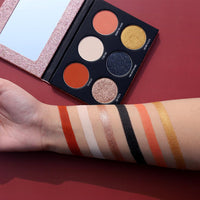 THE HOLIDAY - ROSE GOLD EYESHADOW PALETTE - Mohsin Saeed Fabrics