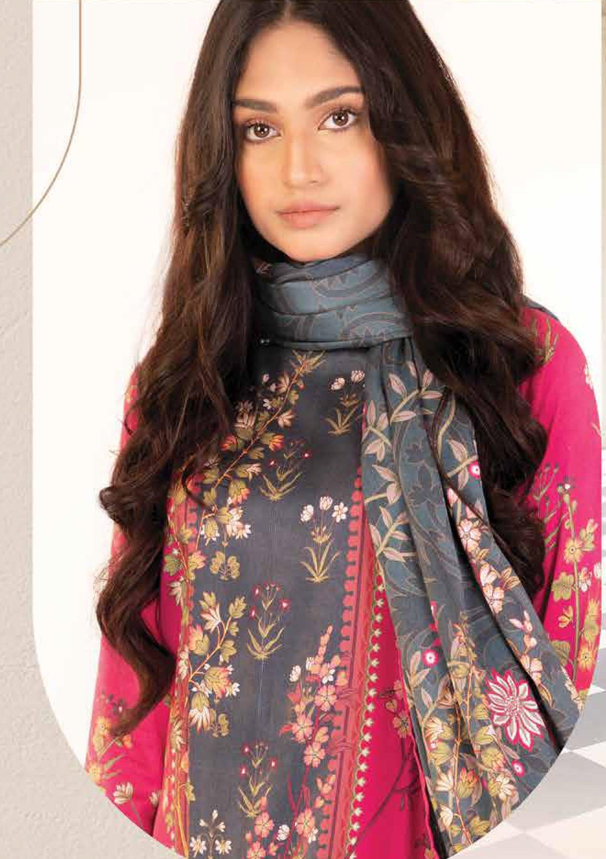 Al Karam Winter'22 Vol-01 FW-35.1 (Hot Pink) is available at Mohsin Saeed Fabrics online shop All the top women brands in pakistan such as Freesia, Maria b, Zara Shahjahan, Asim Jofa, Zaha, Elan, Crimson, Sobia Nazir, Maryam n Maria, Hussain Rehar, Marjjan, Anaya by Kiran Chaudhary,