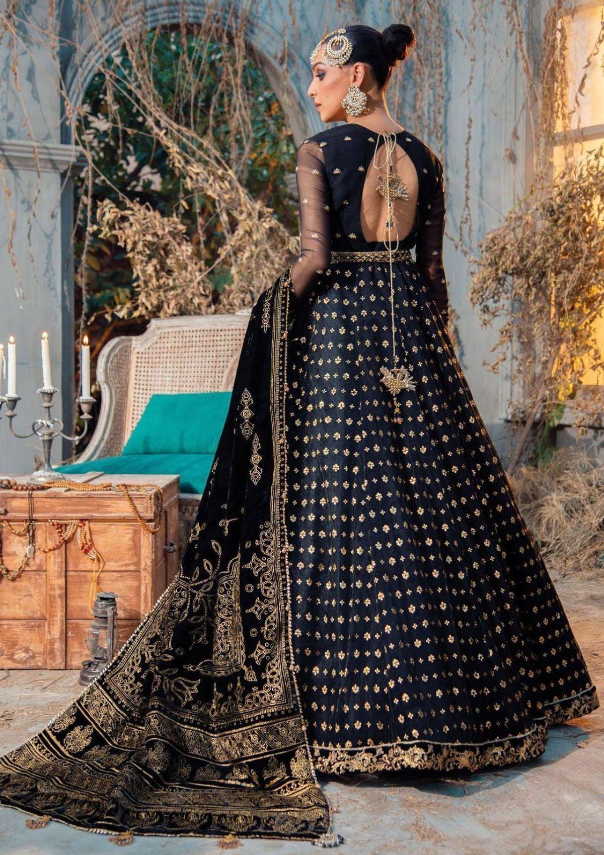 Anaya Velour De Fete'21 AKC'21-06 is available at Mohsin Saeed Fabrics online shop All the top women brands in pakistan such as Freesia, Maria b, Zara Shahjahan, Asim Jofa, Zaha, Elan, Crimson, Sobia Nazir, Maryam n Maria, Hussain Rehar, Marjjan, Anaya by Kiran Chaudhary, johra,, farah talib aziz and Gul Ahmed. 