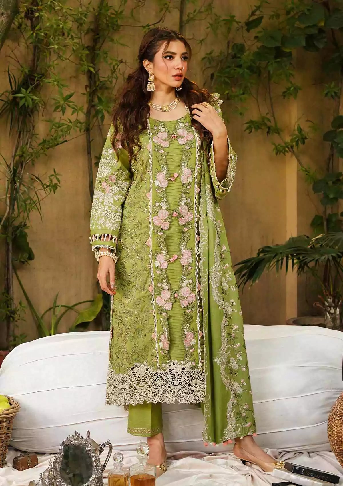 Elaf Luxury Winter'23 EKW-5 - AABROO - Mohsin Saeed Fabrics